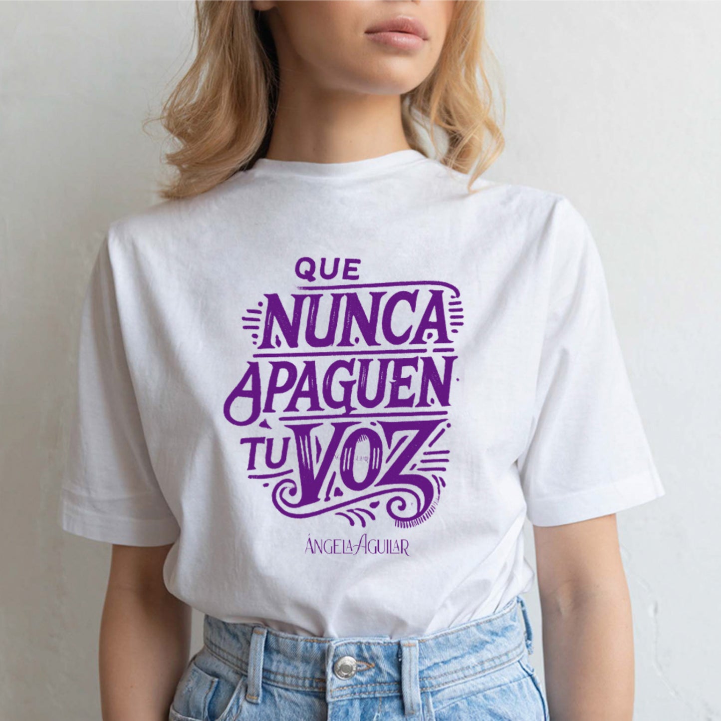 Ángela Aguilar - "Que Nunca Apagen Su Voz" T-Shirt